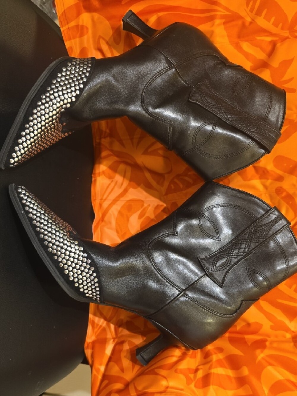 Circus by Sam Edelman Black Pointed-Toe Yolanda Metal Studded Western Booties - Picture 6 of 12